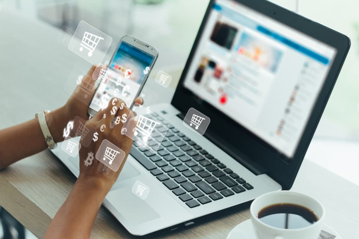 A woman shopping from internet on her phone